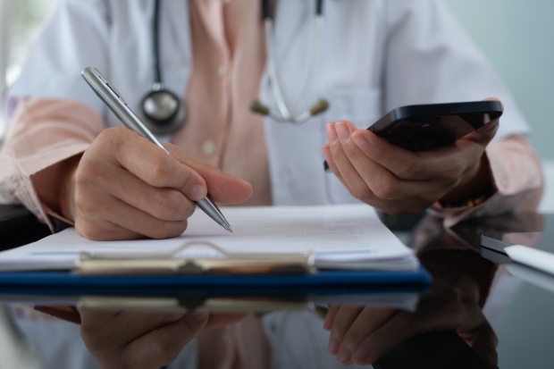 You are currently viewing ‘Invisible assistant’ takes notes for clinicians
