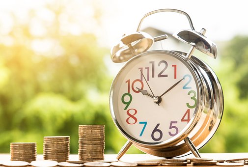You are currently viewing A Four-Day Workweek? What Employers Can Expect from Congress’ Newest Fight for a 32-Hour Workweek