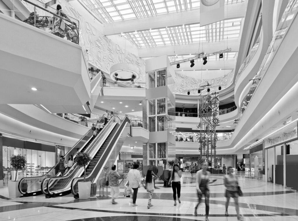 You are currently viewing Holiday Shopping Surge: Bracing for the Increased Retail Workplace Violence Risks