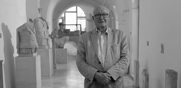 You are currently viewing Professor Lord Colin Renfrew – 1937-2024