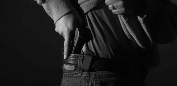 You are currently viewing A third of people from Chicago carry concealed handguns in public before they reach middle age