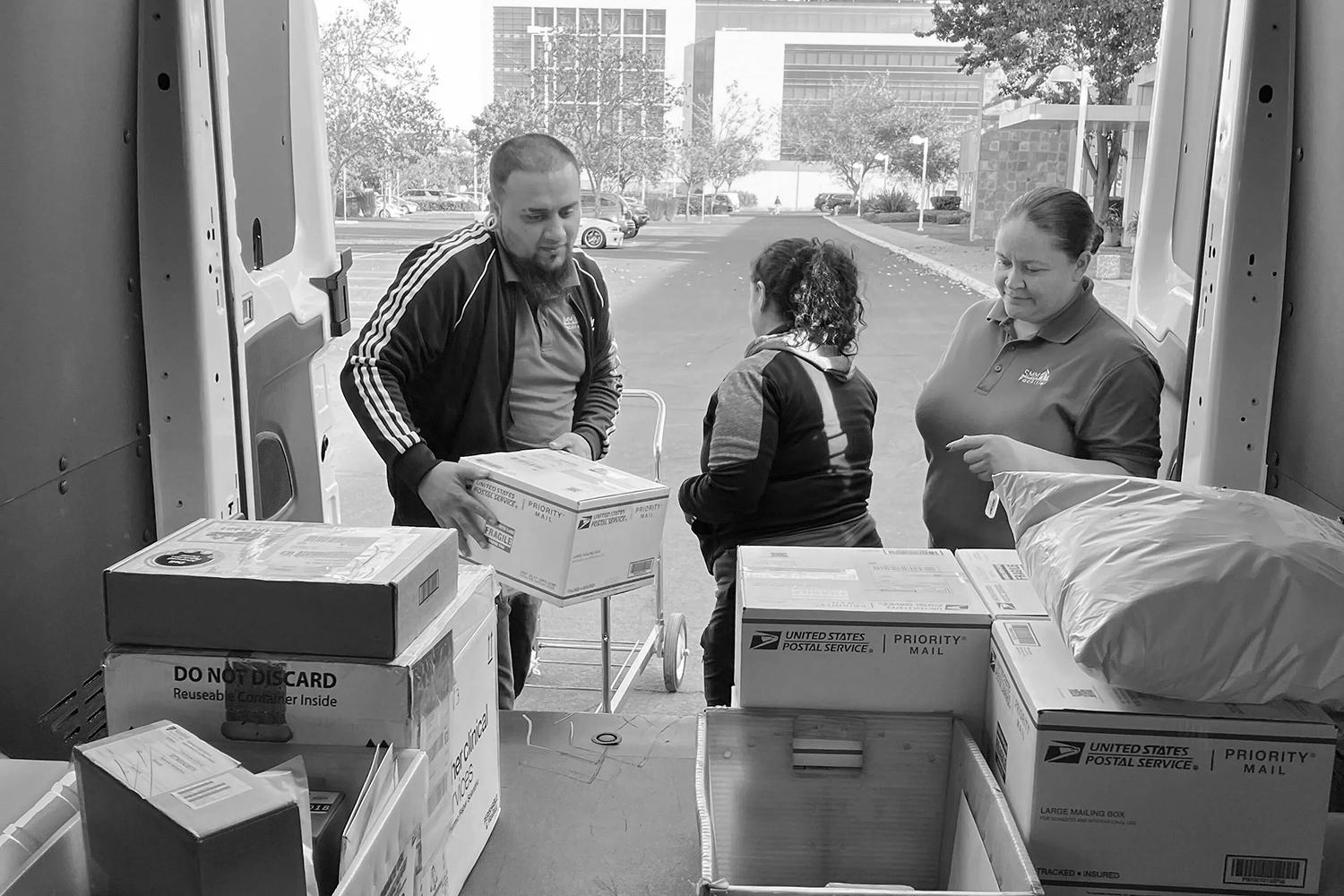 You are currently viewing New mail and package program enhances convenience and cuts emissions