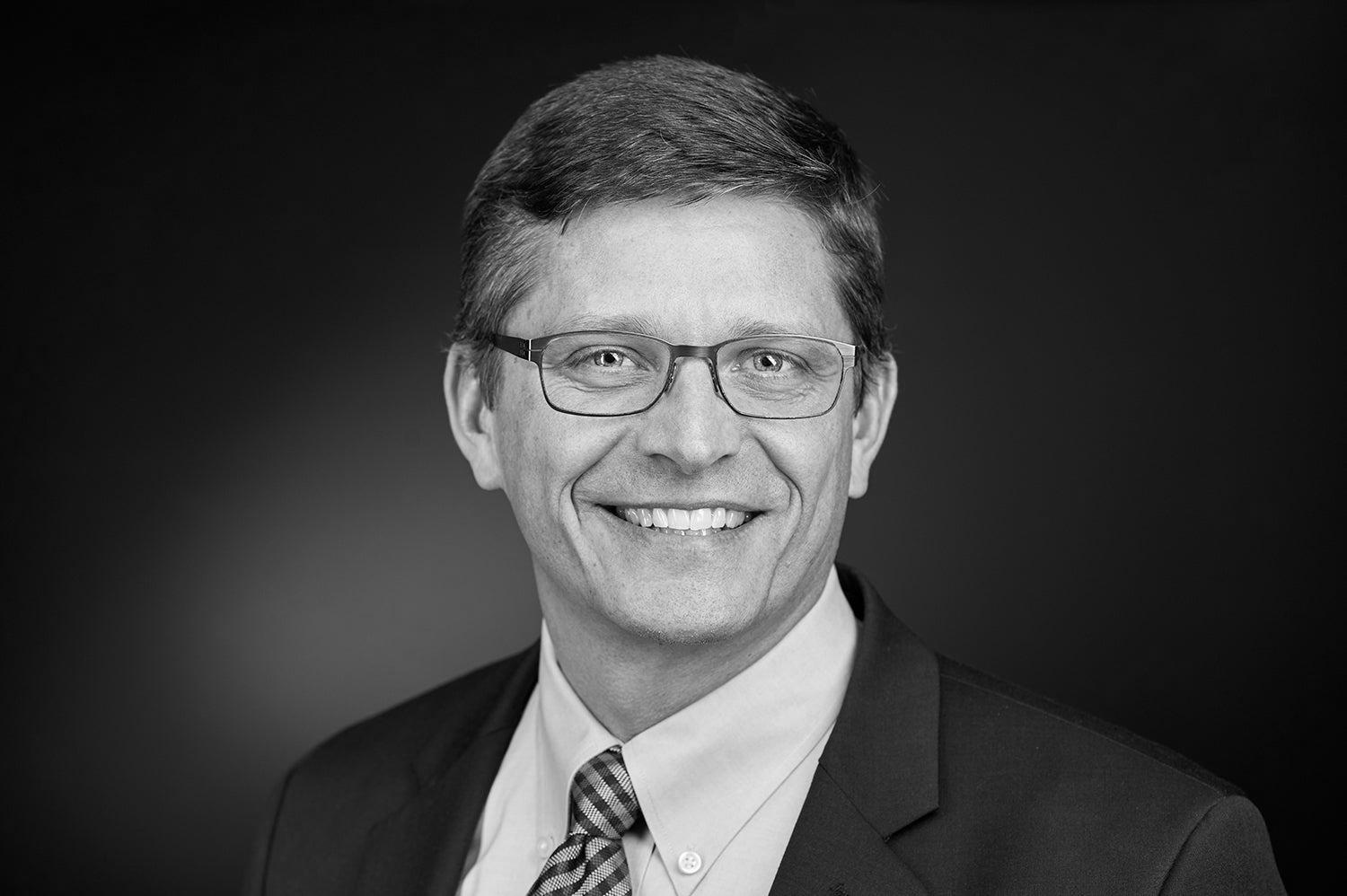 You are currently viewing Stanford vice president for development to retire