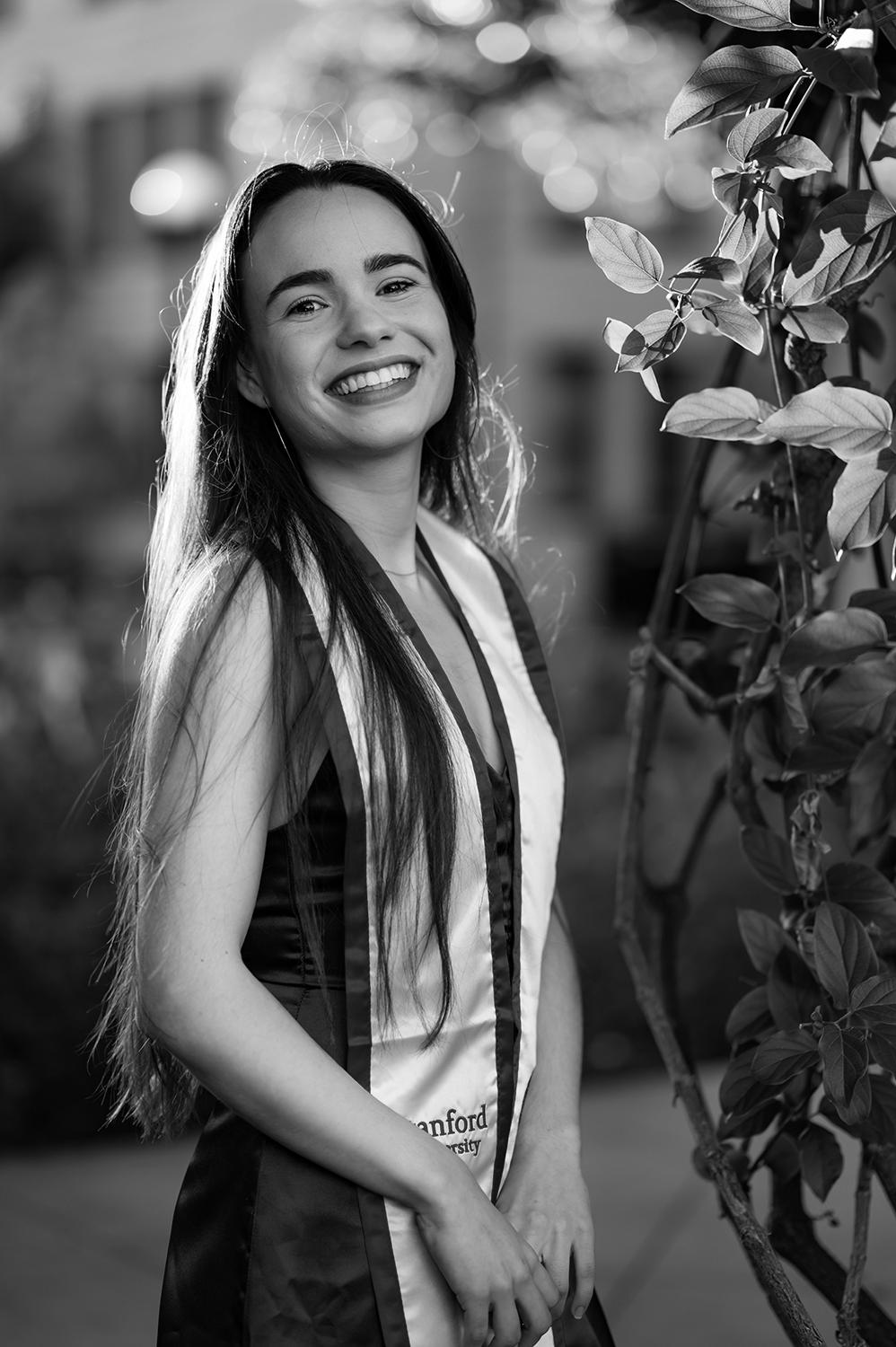 Profile photo of Helena Vazconcelos.