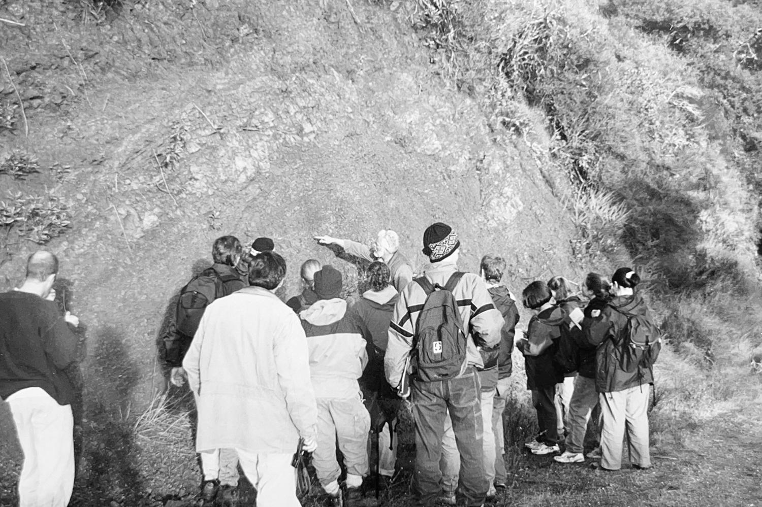 Image of a docent giving a tour to visitors of Jasper Ridge.