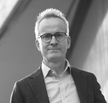 Professor Henderson has been appointed Commander of the Order of the British Empire (CBE)