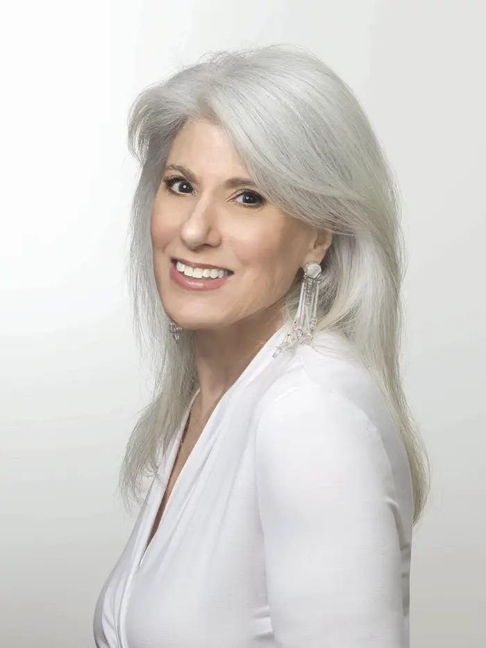 portrait of Jamie deRoy