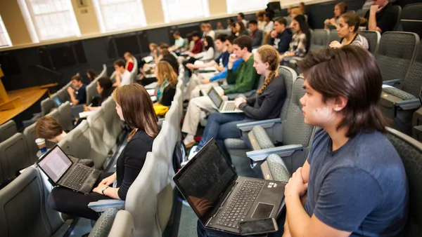 You are currently viewing How universities are preparing students for an AI-powered future