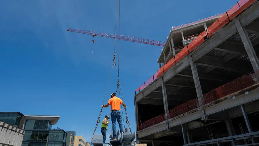 You are currently viewing Carnegie Mellon’s Richard King Mellon Hall of Sciences Enters New Phase of Construction